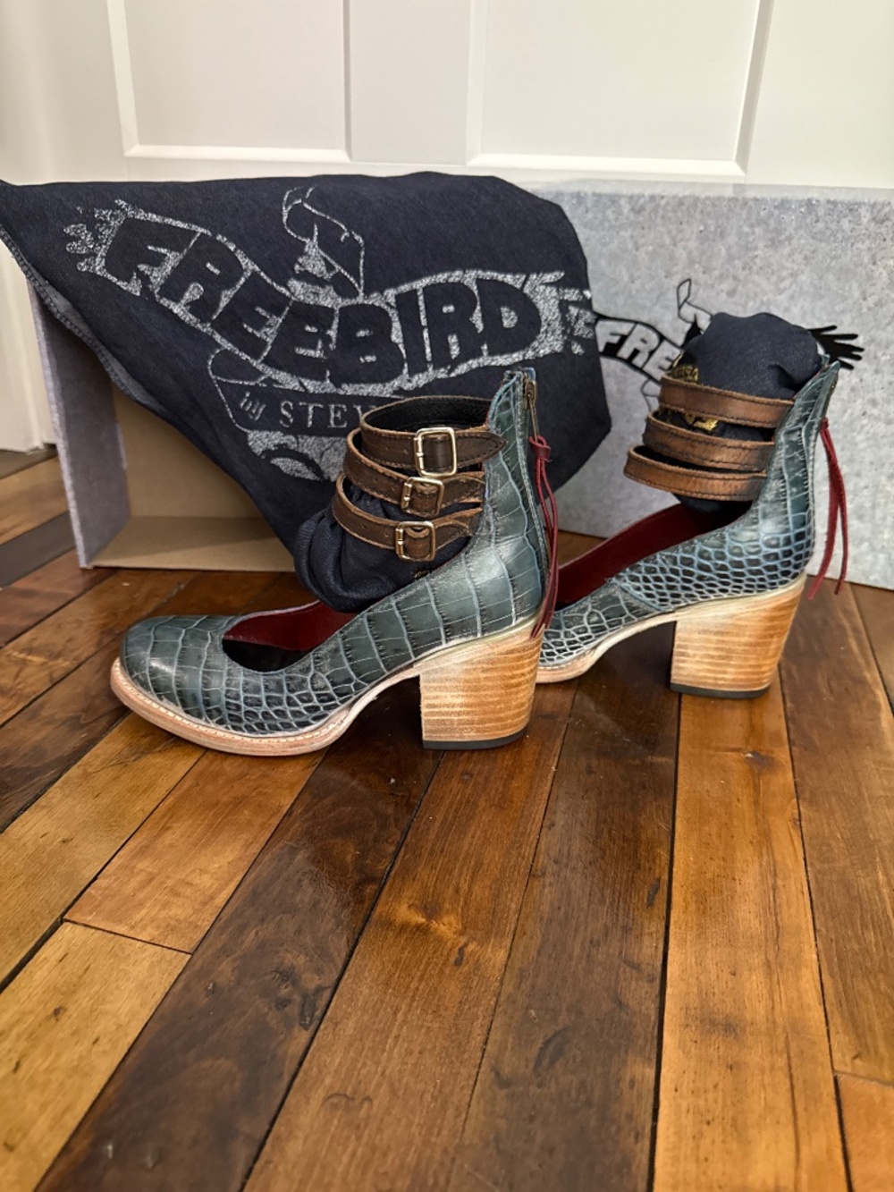Freebird by Steven Leather Heels - Picture 2 of 4